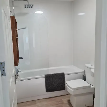 Yorkshire Rose Apartment *